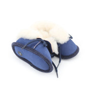 Chaussons bébé bleu en peau de mouton