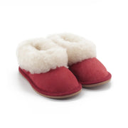 Chaussons enfant rouges en peau de mouton